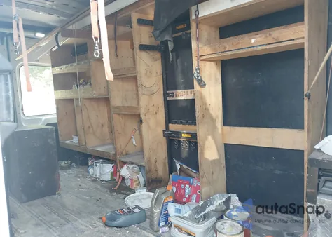 2015 Ford Transit-250 из США, поврежденный, VIN 1FTYR3XG7FKB13471